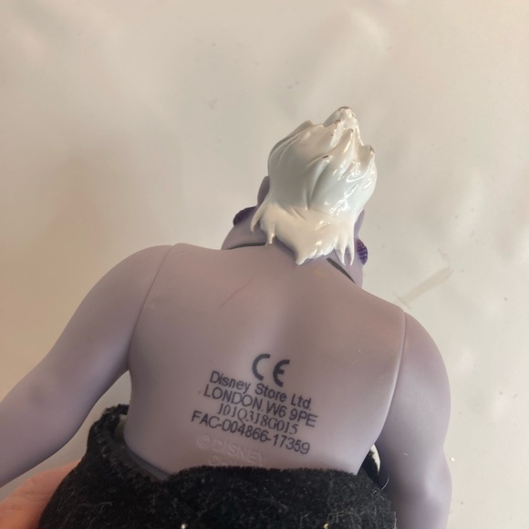 Disney Store Little Mermaid Ursula Plush Doll 11" Sea Witch Octopus Vinyl Figure - Picture 3 of 3